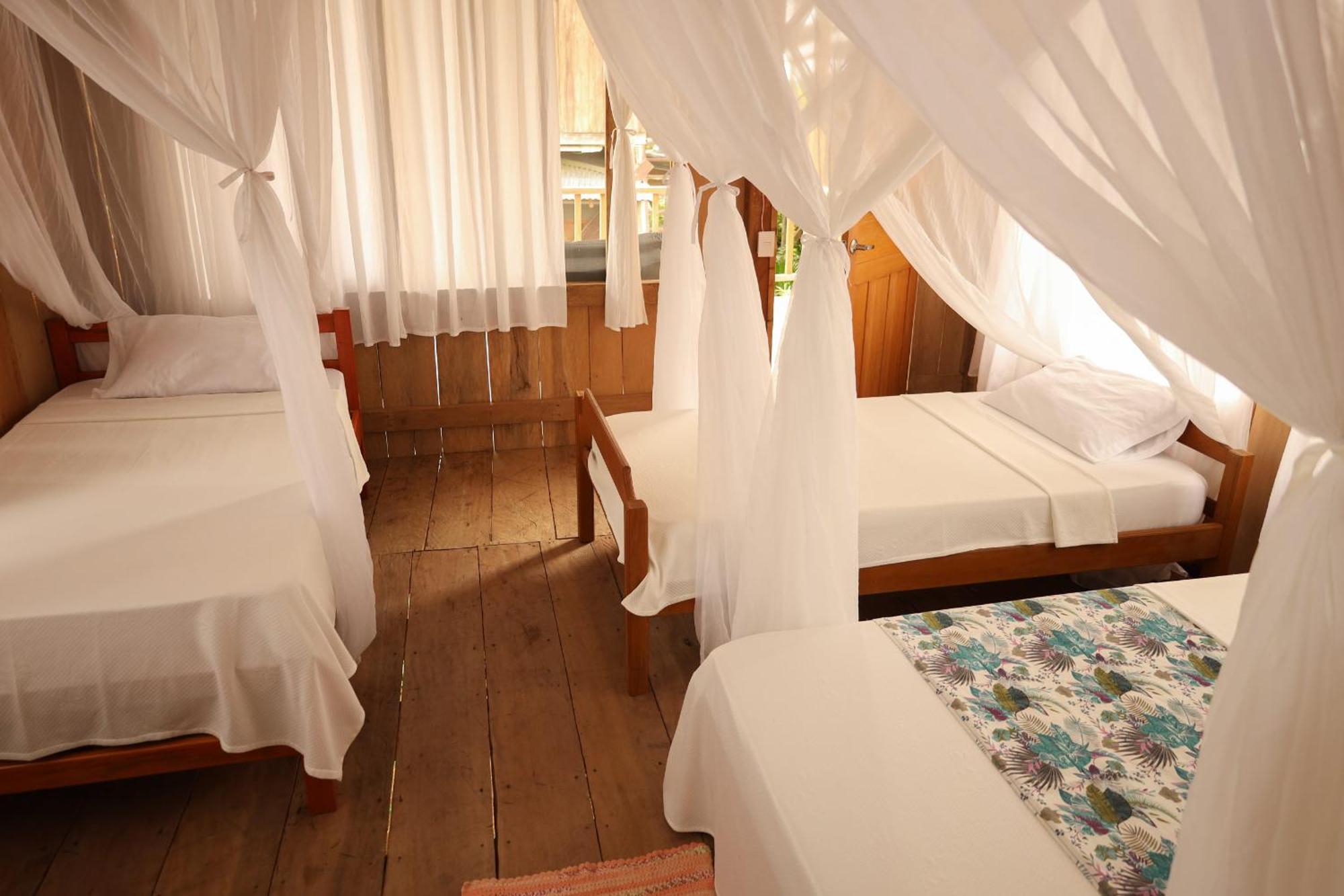 La Ceiba, Amazonas Hotel Leticia Eksteriør billede