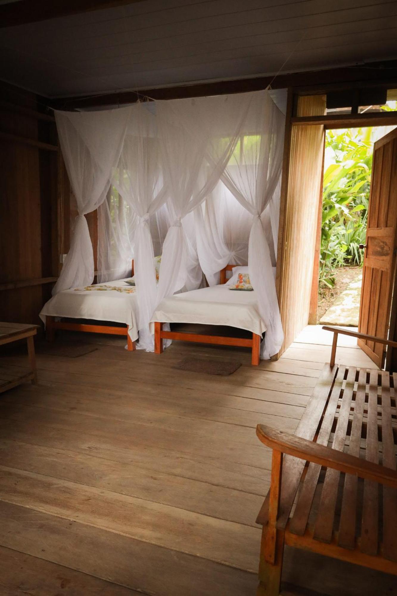 La Ceiba, Amazonas Hotel Leticia Eksteriør billede